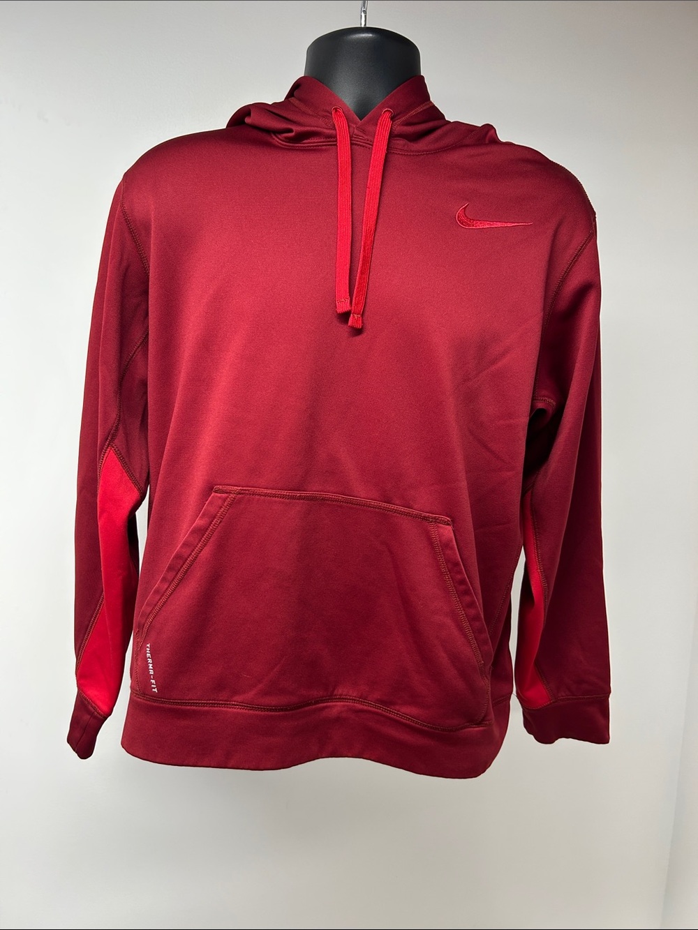 Nike Therma-FIT Maroon Red Swoosh Pullover Hoodie Sweatshirt Men’s Medium